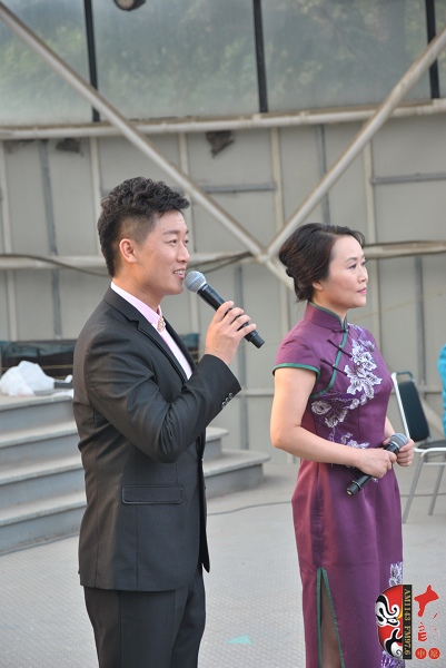 河南電臺(tái)戲曲廣播著名主持人池城、曉琴表演詩朗誦《一塊常香的玉》