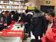 這幅春聯(lián)貼家門口，保證鄰居看到高興一整年