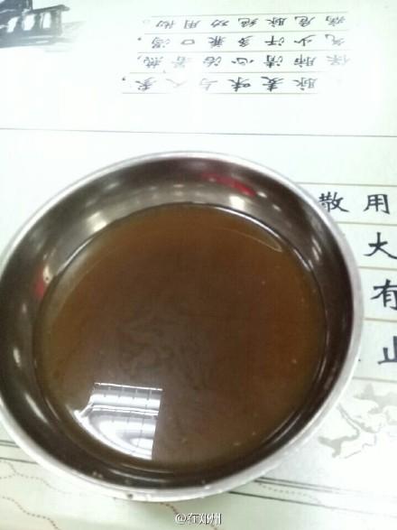 厲害了！鄭州一高校特制防霾湯劑免費發(fā)放給學生