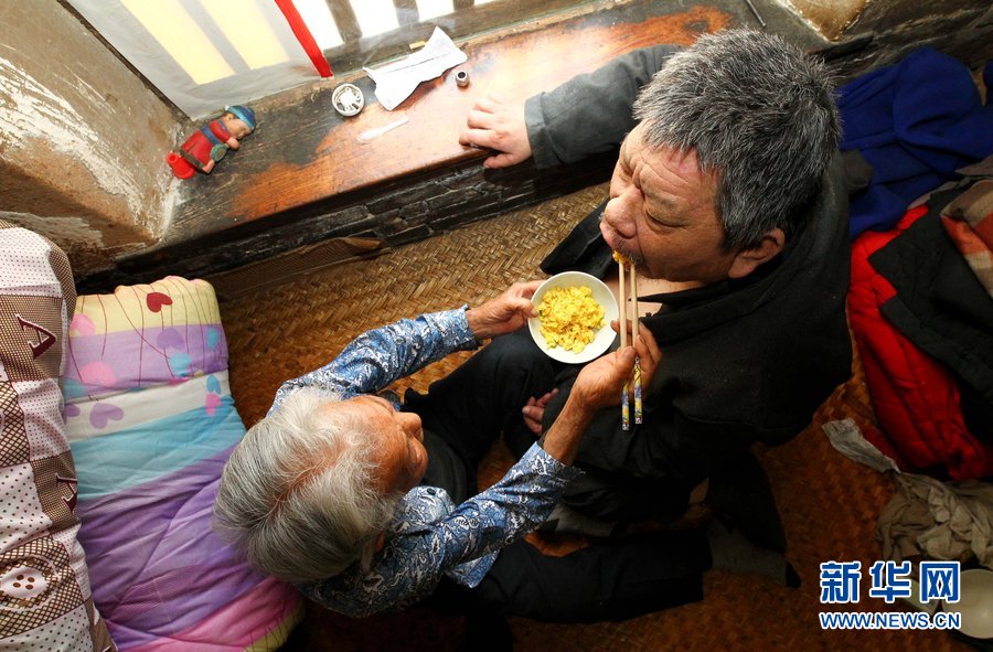 那些年，感動(dòng)過(guò)我們的母親