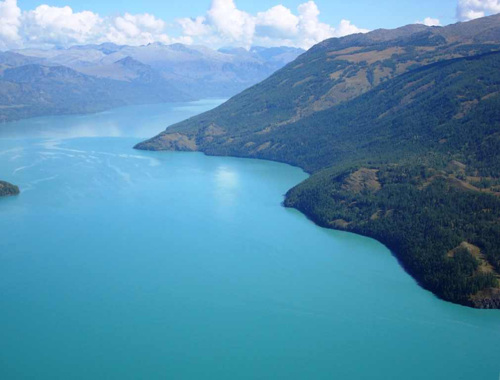 清涼之旅 暢游中國最著名的五大湖泊 清涼之旅 暢游中國最著名的五大湖泊