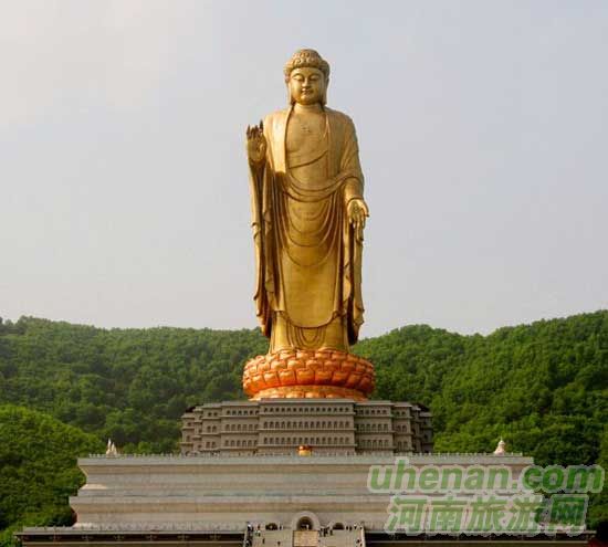 深秋去堯山賞紅葉、泡溫泉、拜大佛