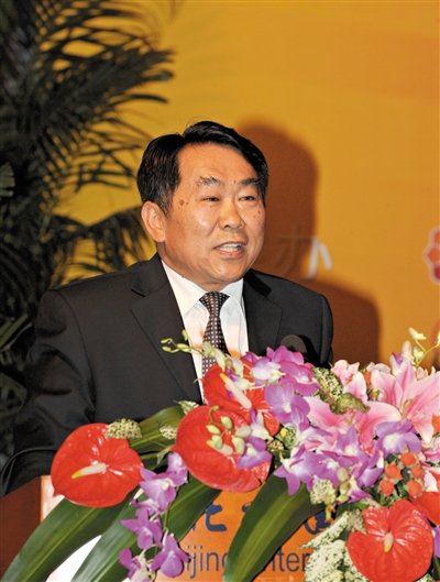 2011年10月12日，叢書《中國油氣田開發(fā)志》首發(fā)式上，時(shí)任四川省人大常委會(huì)副主任郭永祥在講話。