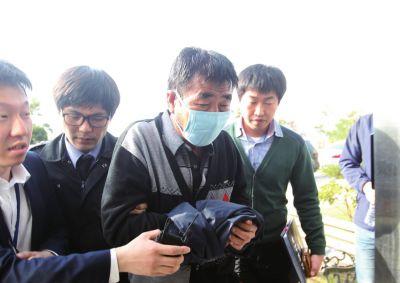 　4月19日，“歲月”號(hào)船長(zhǎng)李俊錫被正式逮捕資料圖片。