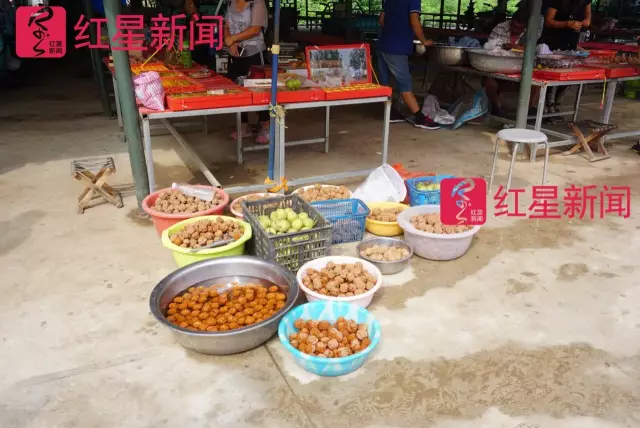 文玩核桃遇冷由幾萬一對(duì)降到5元沒人要？商戶否認(rèn)