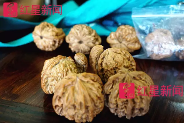 文玩核桃遇冷由幾萬一對(duì)降到5元沒人要？商戶否認(rèn)