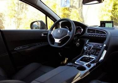 東風(fēng)標(biāo)致3008 東風(fēng)標(biāo)致3008