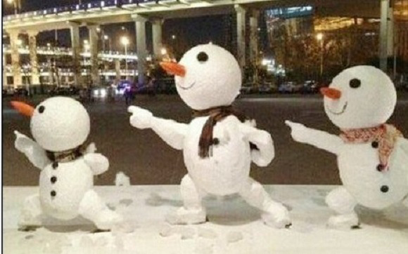 創(chuàng)意十足！日系列卡通雪人走紅
