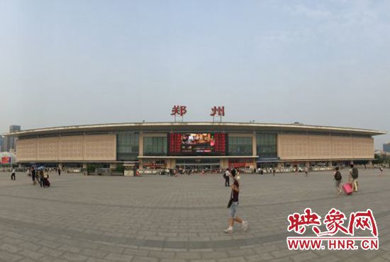 目前，鄭州前往上海、廣州等方向的火車票較為搶手。