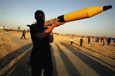 卡薩姆火箭：哈馬斯山寨版喀秋莎火箭，射程約10公里。