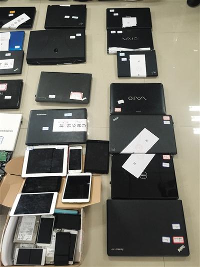 警方查獲的部分作案工具。新京報記者 吳為 攝
