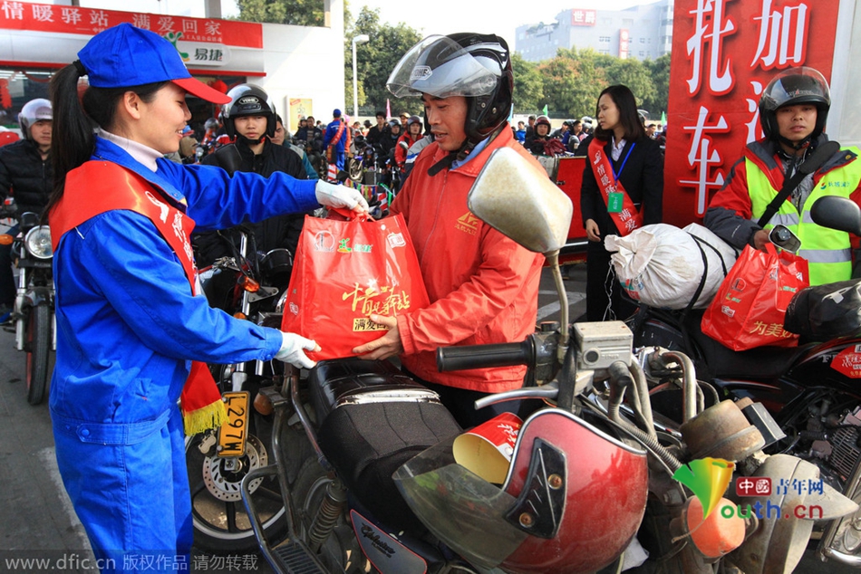 今年廣東、廣西兩省共193座中石化油站將為返鄉(xiāng)車(chē)主提供“6+X”免費(fèi)服務(wù)，并將為1萬(wàn)名“返鄉(xiāng)摩騎”免