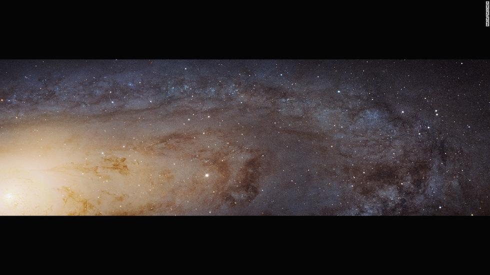 離銀河系較近的仙女座星系可以在晴朗的黑夜被肉眼觀測(cè)到。