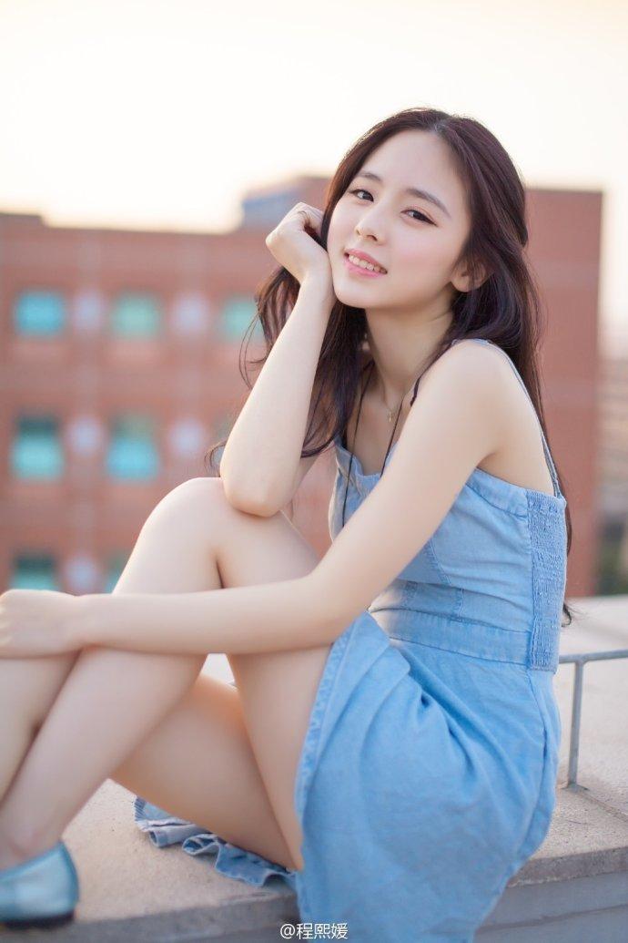 廈大?；ǔ涛蹑虑寮儗懻娅@贊 素顏美到窒息