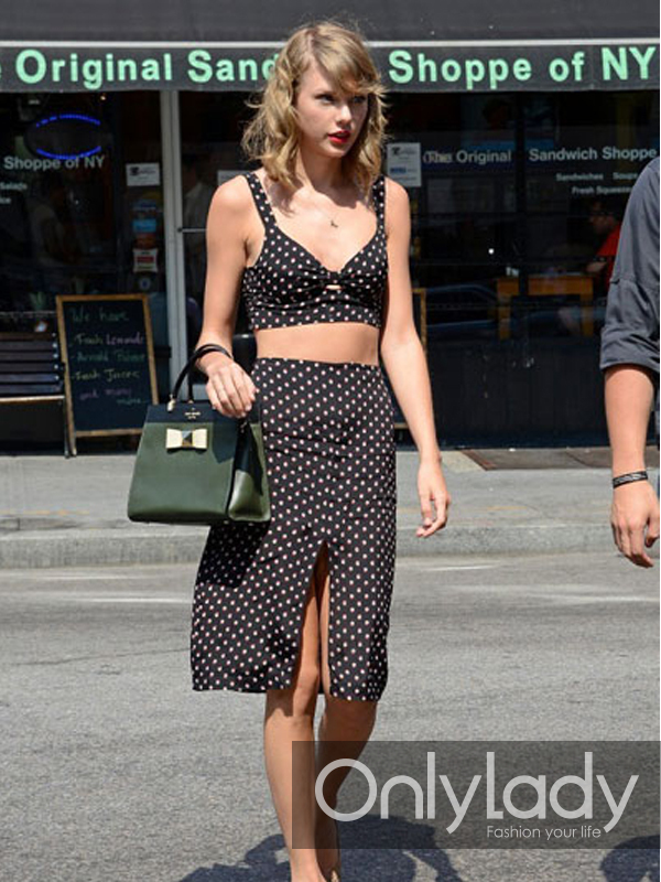 泰勒·斯威夫特(Taylor Swift) 泰勒·斯威夫特(Taylor Swift)