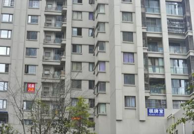 該小區(qū)的每個(gè)單元幾乎都開有麻將館。