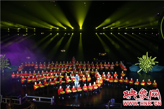 “節(jié)·會(huì)”期間的清明上河園喜事一串串 “節(jié)·會(huì)”期間的清明上河園喜事一串串