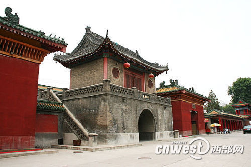 三位印度高僧曾于開(kāi)元年間在大興善寺譯經(jīng)宏法,其中善無(wú)畏更是被唐玄宗尊為國(guó)師。