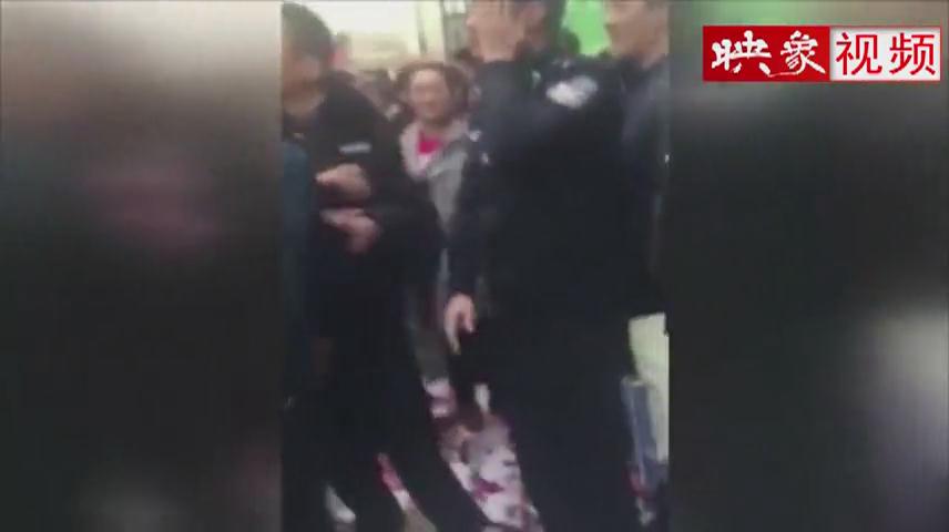 暈！城管被打警方出警被圍攻